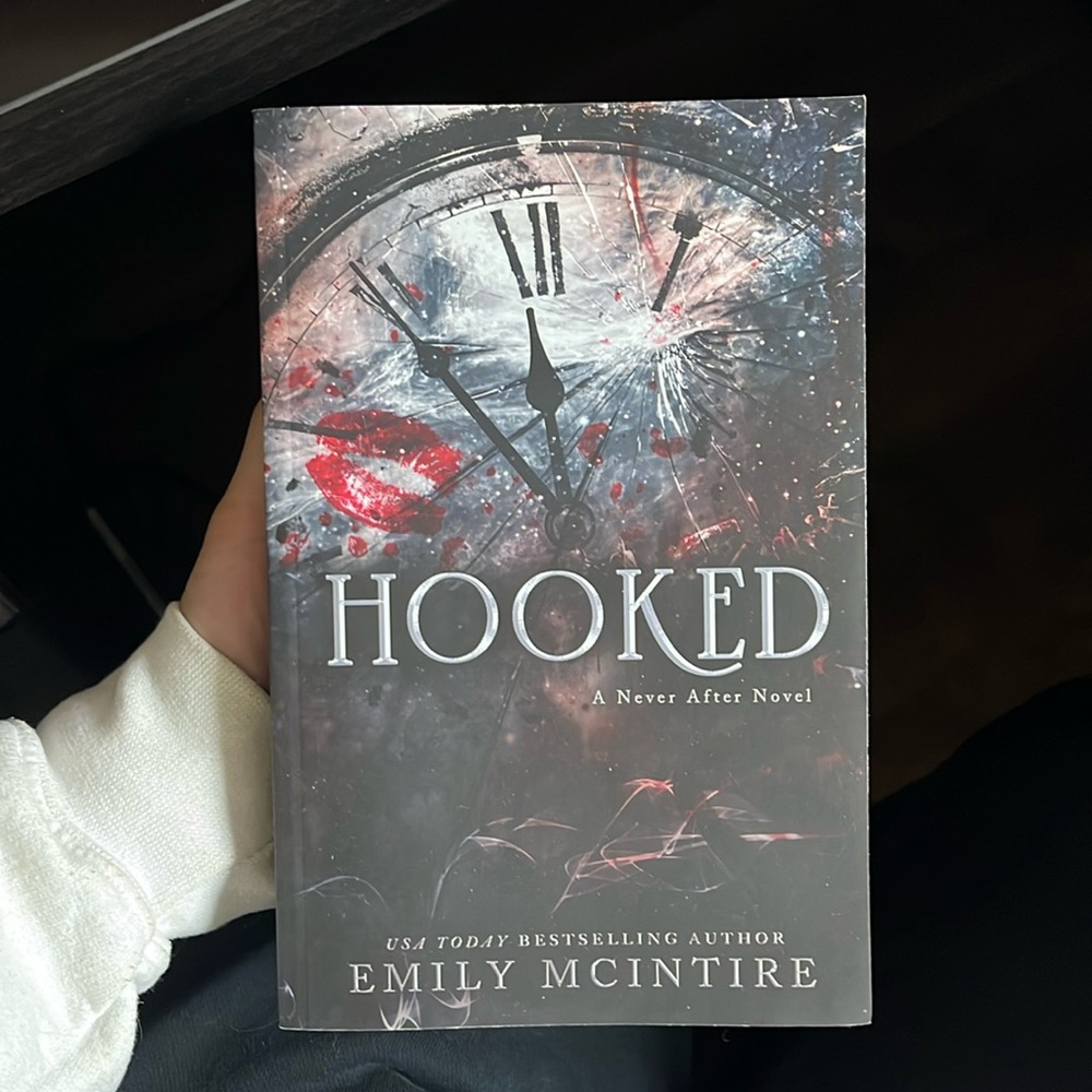 Hooked by Emily Mcintire